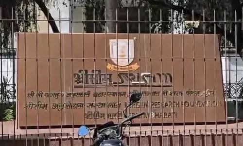 स्वामी चैतन्यानंद का विवादास्पद अतीत, 2009 और 2016 में दर्ज छेड़छाड़ के मामले