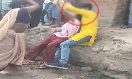 प्रेम प्रसंग में युवक पर बर्बर हमला, युवती ने आत्महत्या की, जांच में जुटी पुलिस प्रेम प्रसंग में युवक पर बर्बर हमला, युवती ने आत्महत्या की, जांच में जुटी पुलिस