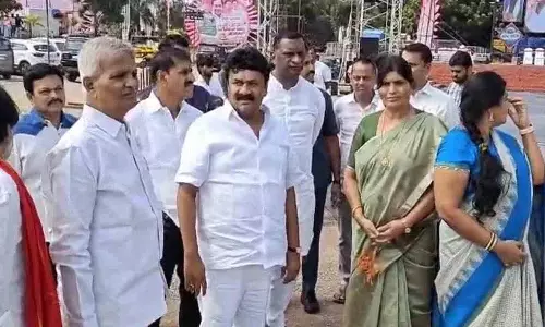केसीआर को बथुकम्मा की वैश्विक पहचान का श्रेय मिला: Talasani केसीआर को बथुकम्मा की वैश्विक पहचान का श्रेय मिला: Talasani