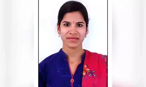 Katkur गांव की निवासी करुणा रेड्डी को डॉक्टरेट की उपाधि