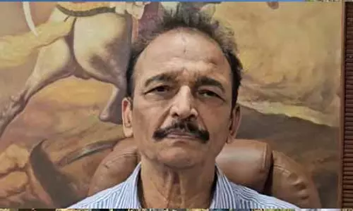 राष्ट्रीय पुरस्कार पर विवाद, कांग्रेस नेता ने शाहरुख खान को मिले सम्मान पर उठाए सवाल