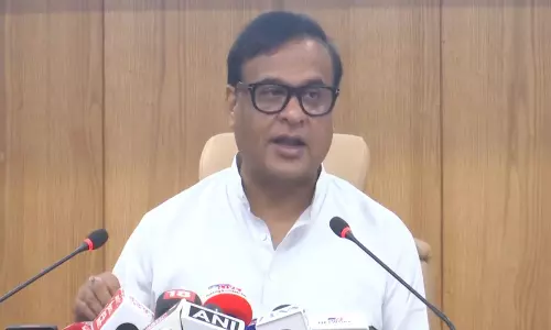 असम सरकार राज्य भर में 7000 से अधिक दुर्गा पूजा समितियों को 10,000 रुपये की सहायता प्रदान करेगी: CM सरमा