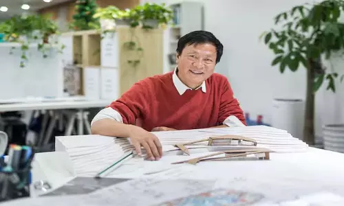 Chinese स्पंज सिटी के वास्तुकार कोंगजियान यू का ब्राज़ील विमान दुर्घटना में 62 वर्ष की आयु में निधन