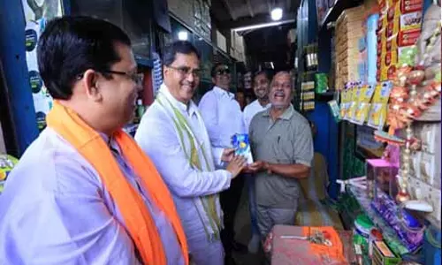 खरीदार से लेकर विक्रेता तक, सभी जीएसटी सुधारों से खुश खरीदार से लेकर विक्रेता तक, सभी जीएसटी सुधारों से खुश