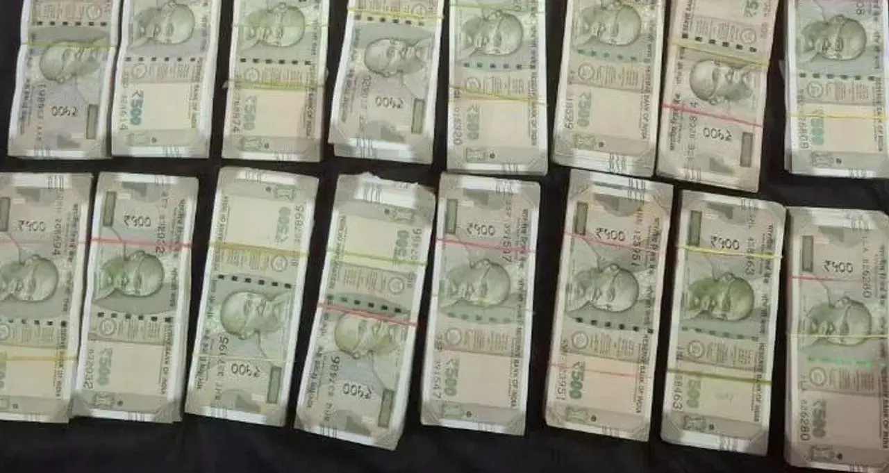 Odisha : सतर्कता विभाग ने रिश्वतखोरी के आरोप में टाटा पावर के अधिकारी को गिरफ्तार किया Odisha : सतर्कता विभाग ने रिश्वतखोरी के आरोप में टाटा पावर के अधिकारी को गिरफ्तार किया
