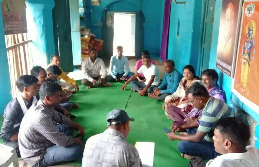 Jabalpur: मवई में शिक्षकों ने की बैठक, सरकार से मांगी सुनवाई Jabalpur: मवई में शिक्षकों ने की बैठक, सरकार से मांगी सुनवाई
