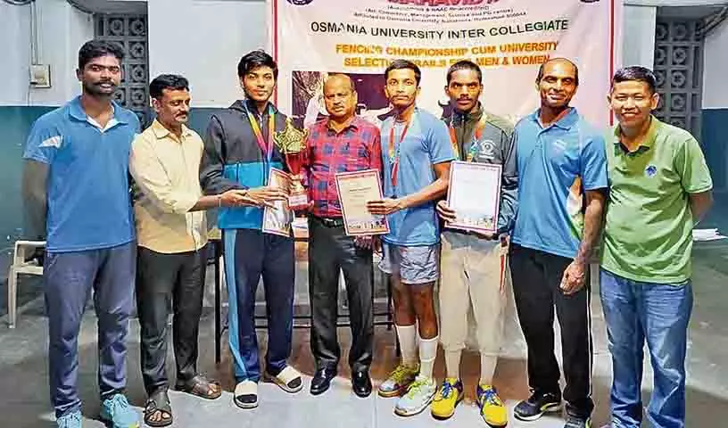 Hyderabad: हिंदी महाविद्यालय ने अंतर महाविद्यालय तलवारबाजी चैंपियनशिप जीती Hyderabad: हिंदी महाविद्यालय ने अंतर महाविद्यालय तलवारबाजी चैंपियनशिप जीती