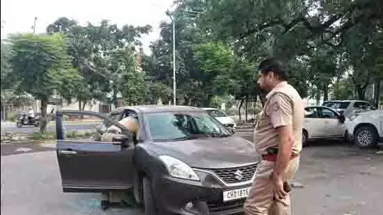 Mohali: जिम मालिक पर गोलीबारी, हमलावर फरार Mohali: जिम मालिक पर गोलीबारी, हमलावर फरार