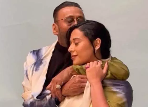 Jackie Shroff ने छोरियां चली गांव में कृष्णा श्रॉफ और प्रतियोगियों को आश्चर्यचकित किया Jackie Shroff ने छोरियां चली गांव में कृष्णा श्रॉफ और प्रतियोगियों को आश्चर्यचकित किया