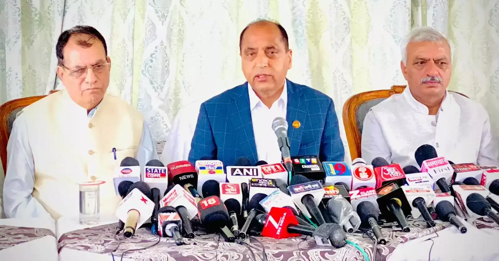 Shimla: जयंती अवसर पर जयराम ठाकुर ने किया पं. दीनदयाल का स्मरण Shimla: जयंती अवसर पर जयराम ठाकुर ने किया पं. दीनदयाल का स्मरण