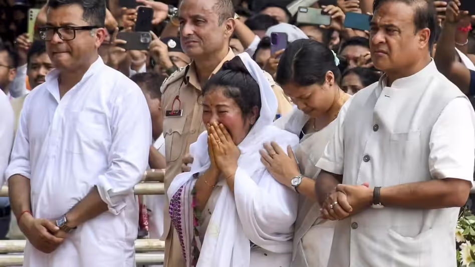 Assam ने जुबीन गर्ग की मौत की जांच के लिए विशेष जांच दल का गठन किया Assam ने जुबीन गर्ग की मौत की जांच के लिए विशेष जांच दल का गठन किया