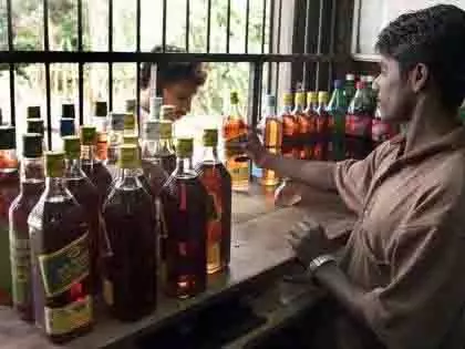 Telangana: शराब की दुकानों के लिए 26 सितंबर से आवेदन प्रक्रिया शुरू Telangana: शराब की दुकानों के लिए 26 सितंबर से आवेदन प्रक्रिया शुरू