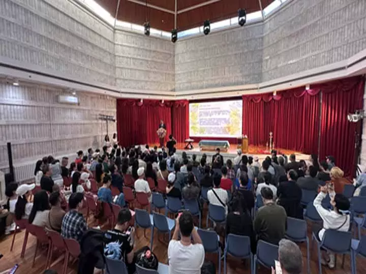 चीन में गूंजा भारत का आयुर्वेदिक संदेश, लोगों और ग्रह के लिए आयुर्वेद चीन में गूंजा भारत का आयुर्वेदिक संदेश, लोगों और ग्रह के लिए आयुर्वेद