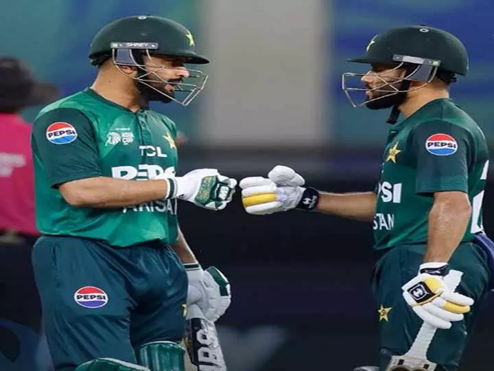 एशिया कप : पाकिस्तान बांग्लादेश को जीत के लिए 136 रन का लक्ष्य दिया एशिया कप : पाकिस्तान बांग्लादेश को जीत के लिए 136 रन का लक्ष्य दिया
