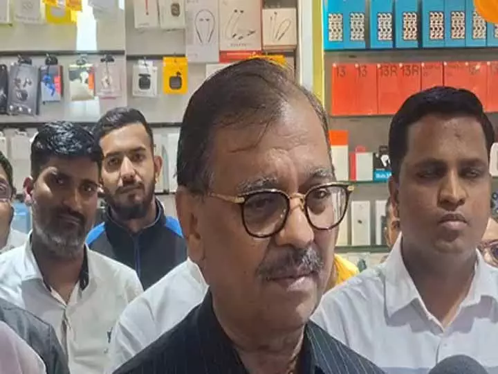 उज्जवल निकम ने जीएसटी सुधार और राष्ट्रीय मुद्दों पर जनता को दिलाया भरोसा उज्जवल निकम ने जीएसटी सुधार और राष्ट्रीय मुद्दों पर जनता को दिलाया भरोसा