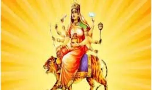 Shardiya Navratri 4th Day : नवरात्रि के चौथे दिन की जाएगी मां कुष्मांडा की पूजा, जान लें माता का प्रिय भोग, मंत्र और आरती