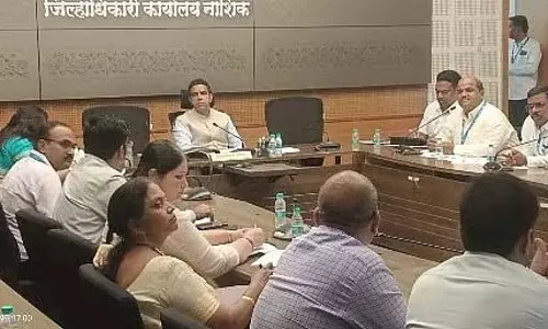 कलेक्टर ने किसानों के फसल ऋण और अन्य बैंकिंग मामलों का समय पर निपटान करने का आदेश दिया कलेक्टर ने किसानों के फसल ऋण और अन्य बैंकिंग मामलों का समय पर निपटान करने का आदेश दिया