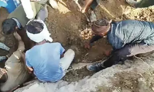 राजौरी के बेरी पट्टन में भूस्खलन के बाद 2 मजदूरों को बचाया गया