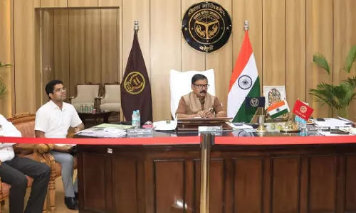 Bareilly: फैमिली आईडी और पीएम सूर्य योजना में ठहराव, बीडीओ जिम्मेदार Bareilly: फैमिली आईडी और पीएम सूर्य योजना में ठहराव, बीडीओ जिम्मेदार