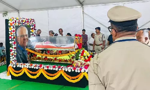 भैरप्पा का निधन: रवींद्र कलाक्षेत्र में सार्वजनिक दर्शन की व्यवस्था भैरप्पा का निधन: रवींद्र कलाक्षेत्र में सार्वजनिक दर्शन की व्यवस्था