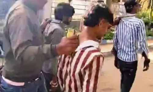Pandavpur : ट्रेन में गांजा पीते उत्तर प्रदेश के तीन लोग गिरफ्तार