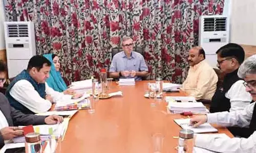 जेके कैबिनेट ने 13 अक्तूबर से विधानसभा सत्र की सिफारिश की जेके कैबिनेट ने 13 अक्तूबर से विधानसभा सत्र की सिफारिश की