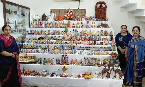 Shidalghatta : पौराणिक कथाओं और संस्कृति से परिचय कराती गुड़िया Shidalghatta : पौराणिक कथाओं और संस्कृति से परिचय कराती गुड़िया