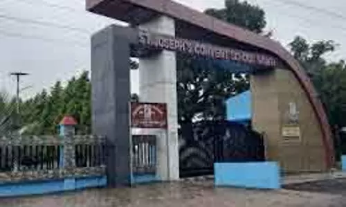 सेंट जोसेफ स्कूल के छात्रों ने बाढ़ राहत के लिए 1 लाख रुपये दान किए सेंट जोसेफ स्कूल के छात्रों ने बाढ़ राहत के लिए 1 लाख रुपये दान किए