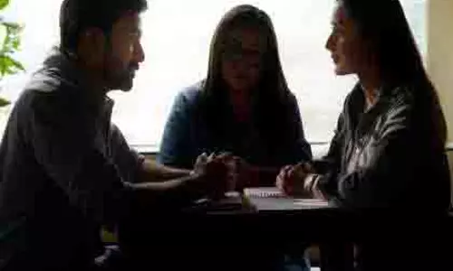 करीना और पृथ्वीराज ने ‘Daara’ की शूटिंग के यादगार तस्वीरें साझा कीं करीना और पृथ्वीराज ने ‘Daara’ की शूटिंग के यादगार तस्वीरें साझा कीं
