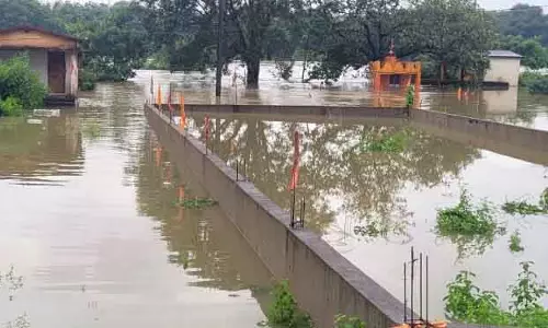 संबलपुर में भारी बारिश से जनजीवन प्रभावित