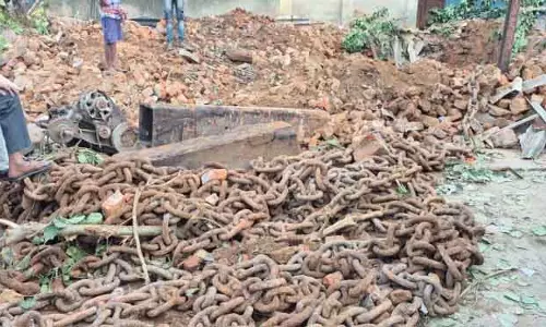 चांदबाली: 500 फुट लंबी जहाज की लंगर जंजीर मिली चांदबाली: 500 फुट लंबी जहाज की लंगर जंजीर मिली