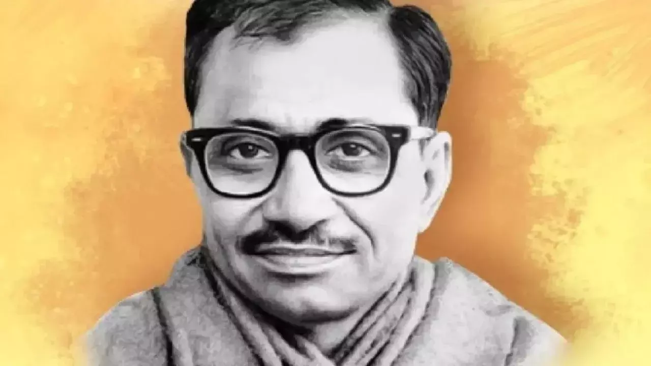 Lucknow: पंडित दीन दयाल उपाध्याय जयंती समारोह में होंगे भव्य कार्यक्रम Lucknow: पंडित दीन दयाल उपाध्याय जयंती समारोह में होंगे भव्य कार्यक्रम