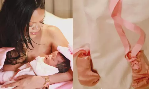 Rihanna तीन बच्चों की मां बनीं, एक बच्ची का स्वागत किया Rihanna तीन बच्चों की मां बनीं, एक बच्ची का स्वागत किया