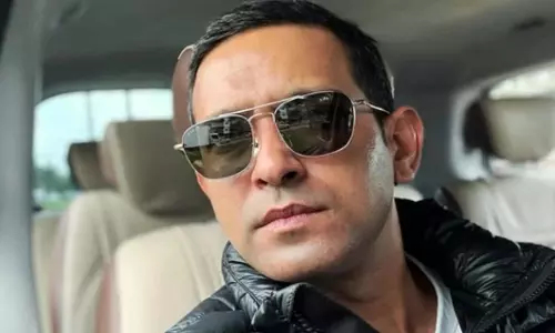 विक्रांत मैसी ने लक्ष्य लालवानी के साथ Dostana 2 पर बड़ा अपडेट साझा किया विक्रांत मैसी ने लक्ष्य लालवानी के साथ Dostana 2 पर बड़ा अपडेट साझा किया