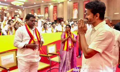 तमिलनाडु में विजय का दौरा और TVK का विस्तार 2026 तक तय तमिलनाडु में विजय का दौरा और TVK का विस्तार 2026 तक तय