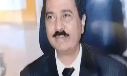 आबकारी घोटाला : पूर्व आयुक्त निरंजन दास समेत तीन आरोपी कोर्ट में पेश आबकारी घोटाला : पूर्व आयुक्त निरंजन दास समेत तीन आरोपी कोर्ट में पेश