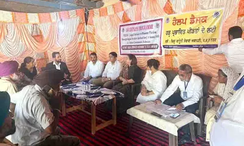DLSA ने बाढ़ प्रभावित पीड़ितों के लिए सहायता डेस्क स्थापित किए DLSA ने बाढ़ प्रभावित पीड़ितों के लिए सहायता डेस्क स्थापित किए