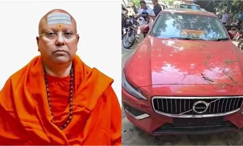 Delhi आश्रम के कर्मचारियों ने छात्रों को स्वामी चैतन्यानंद की बात मानने के लिए मजबूर किया
