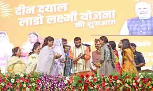 हरियाणा के CM ने महिलाओं के लिए दीनदयाल लाडो लक्ष्मी योजना शुरू की