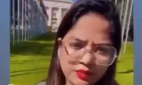 सांसद चंद्रशेखर रावण शोषण मामले में फंसे, पीड़िता बोली - मेरी जिंदगी बर्बाद कर दी सांसद चंद्रशेखर रावण शोषण मामले में फंसे, पीड़िता बोली - मेरी जिंदगी बर्बाद कर दी