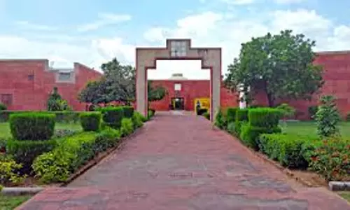 Jaipur: जवाहर कला केंद्र ने 28वें लोकरंग के लिए आवेदन मांगे Jaipur: जवाहर कला केंद्र ने 28वें लोकरंग के लिए आवेदन मांगे