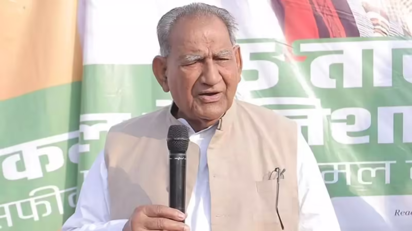 Jind: महिलाओं के हितों के प्रति सरकार पूरी तरह संवेदनशील: रामकुमार गौतम Jind: महिलाओं के हितों के प्रति सरकार पूरी तरह संवेदनशील: रामकुमार गौतम