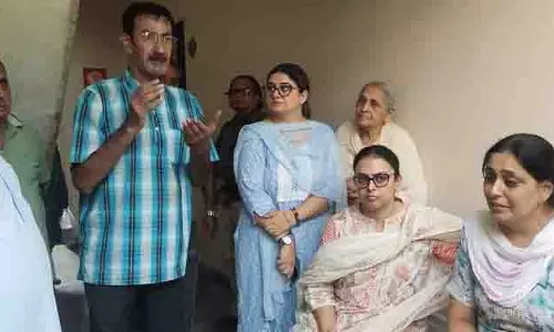 Ghumar Mandi में 22 वर्षीय युवक ने आत्महत्या कर ली Ghumar Mandi में 22 वर्षीय युवक ने आत्महत्या कर ली