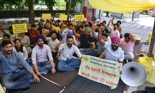 GADVASU और PAU के छात्र हड़ताल पर, लंबे समय से लंबित मुद्दों के समाधान की मांग
