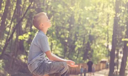जीवनभर रहेंगे तन-मन से स्वस्थ, जान लें क्या कहता है आयुर्वेद