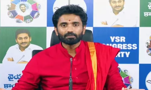 TDP गठबंधन अवैध गिरफ्तारियों से लोकतंत्र को कुचल रहा है: YSRCP नेता मार्गानी भारत TDP गठबंधन अवैध गिरफ्तारियों से लोकतंत्र को कुचल रहा है: YSRCP नेता मार्गानी भारत