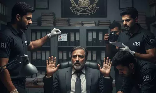 सीबीआई ने डाक अधिकारी को रिश्वत लेते पकड़ा सीबीआई ने डाक अधिकारी को रिश्वत लेते पकड़ा