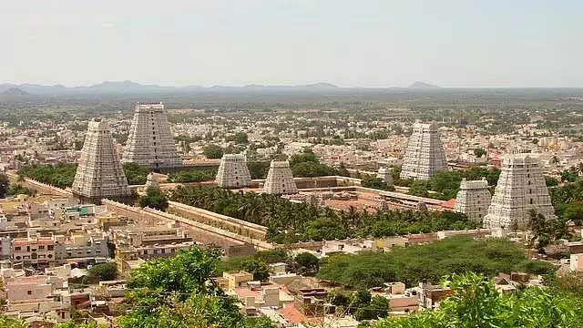 तिरुवन्नामलाई मंदिर निर्माण कार्य: न्यायाधीश 5 अक्टूबर को निरीक्षण करेंगे तिरुवन्नामलाई मंदिर निर्माण कार्य: न्यायाधीश 5 अक्टूबर को निरीक्षण करेंगे