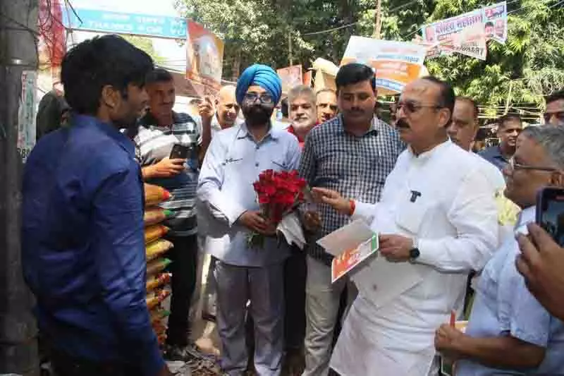 जीएसटी में बदलाव दिल्लीवासियों के लिए दिवाली का तोहफा: मंत्री जीएसटी में बदलाव दिल्लीवासियों के लिए दिवाली का तोहफा: मंत्री