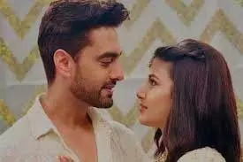 Yeh Rishta Kya Kehlata Hai Twist: अभीरा के सामने गीतांजलि करेगी सिंदूर को लेकर ड्रामा Yeh Rishta Kya Kehlata Hai Twist: अभीरा के सामने गीतांजलि करेगी सिंदूर को लेकर ड्रामा